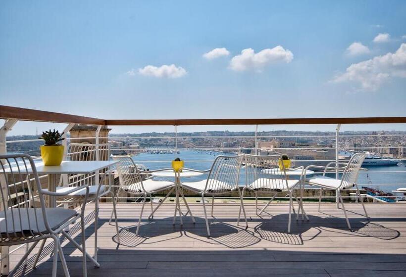 تختخواب و صبحانه Ursulino Valletta