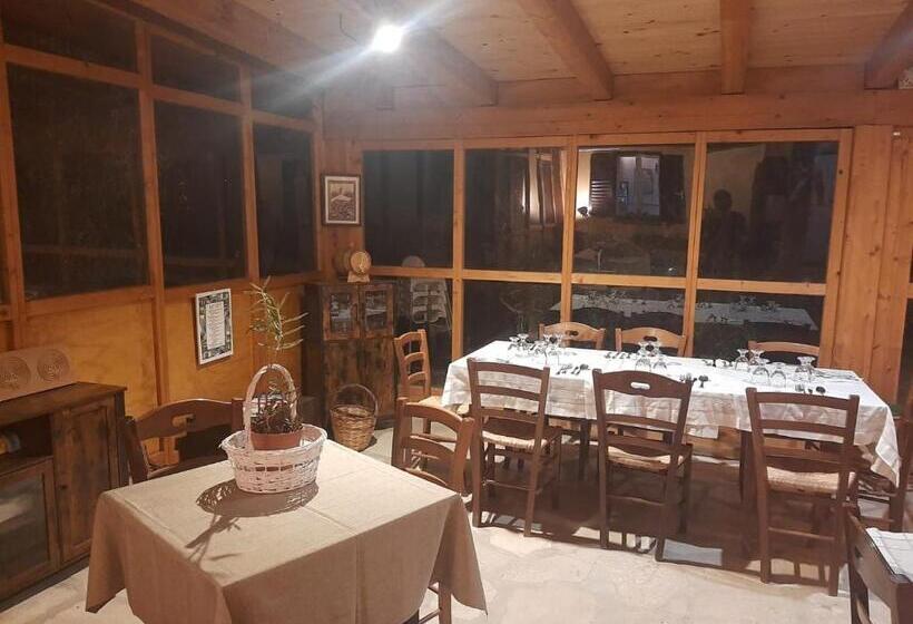 هتل Agriturismo Terra Di Pace