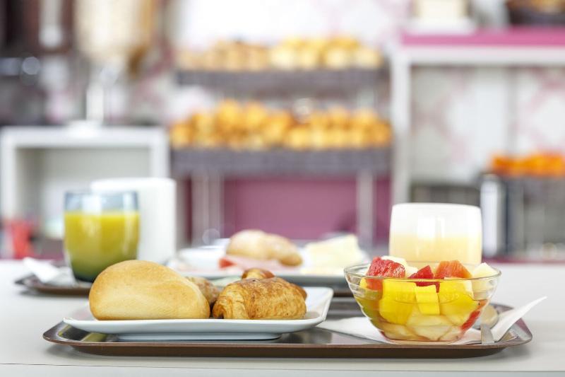 בית מלון כפרי Akena City Reims Bezannes