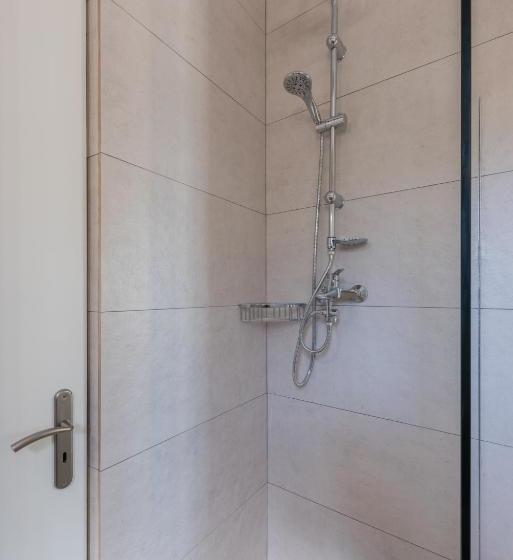 فندق Albouro Seafront Apartments