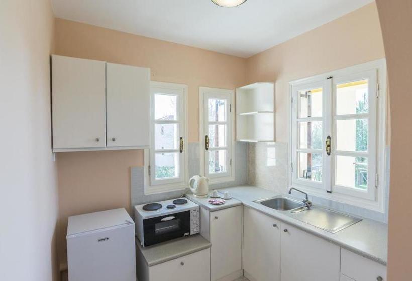 فندق Albouro Seafront Apartments