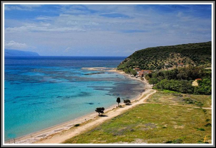 فندق Albouro Seafront Apartments