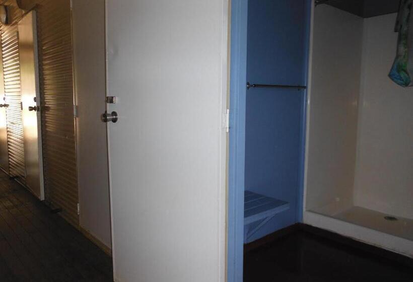 هتل Anchorage Weipa