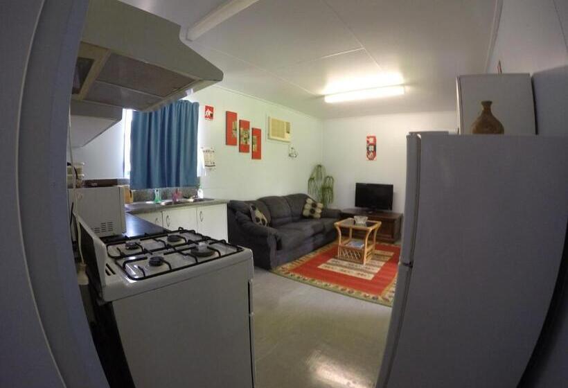 هتل Anchorage Weipa