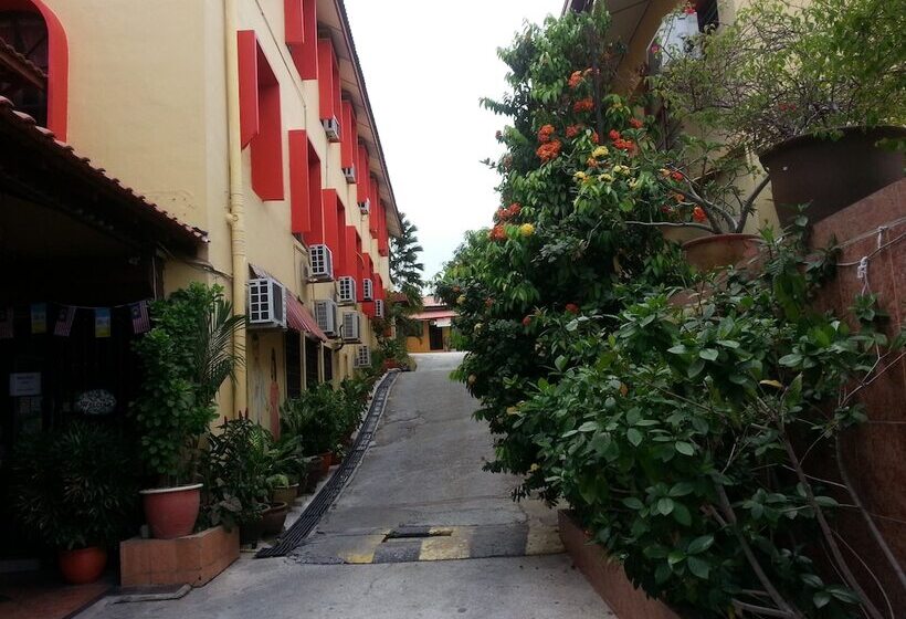 בית מלון כפרי Anggerik Lodging