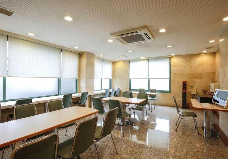 Apa Hotel Nishimaizuru Ekimae