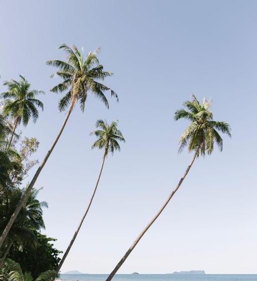 בית מלון כפרי Bansaithong Beach Resort