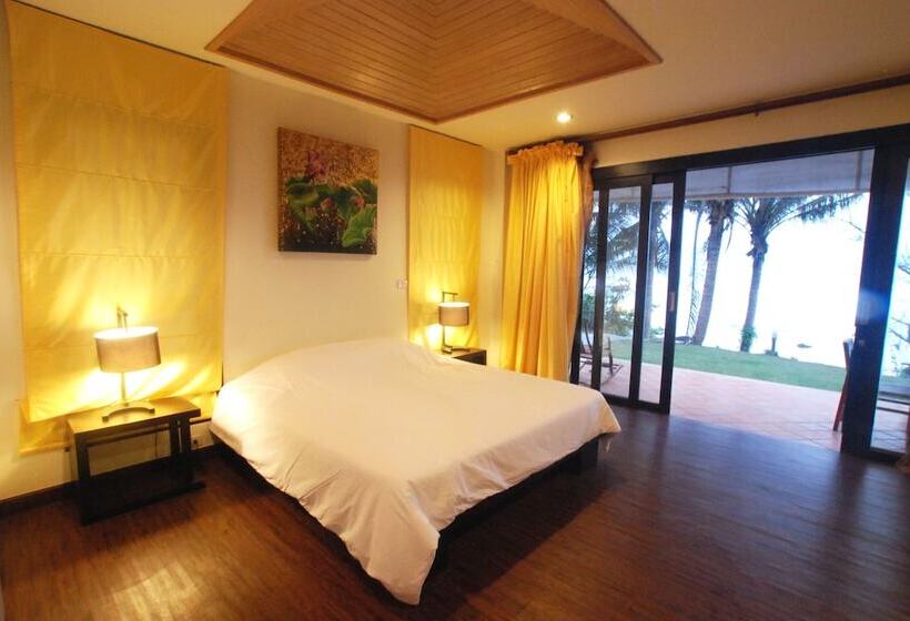 בית מלון כפרי Bansaithong Beach Resort