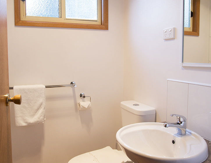 Отель Barossa Tourist Park