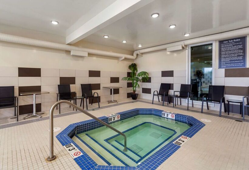 فندق Best Western Plus Fort Saskatchewan Inn & Suites