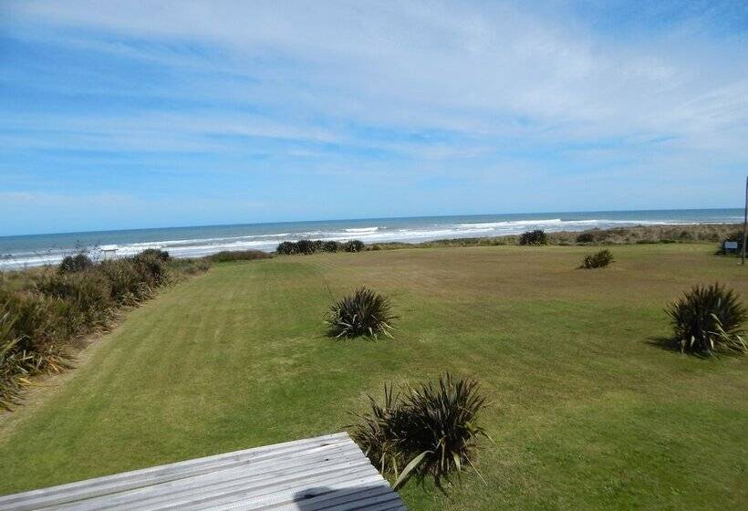 Отель Bungalows Costa Esmeralda