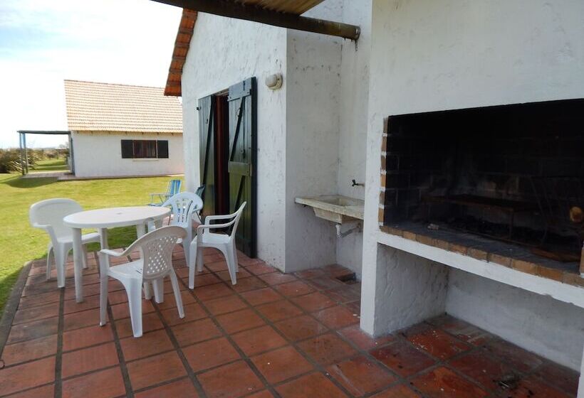 هتل Bungalows Costa Esmeralda