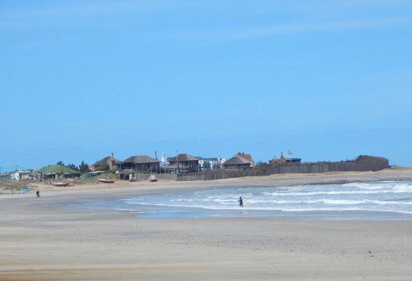 هتل Bungalows Costa Esmeralda