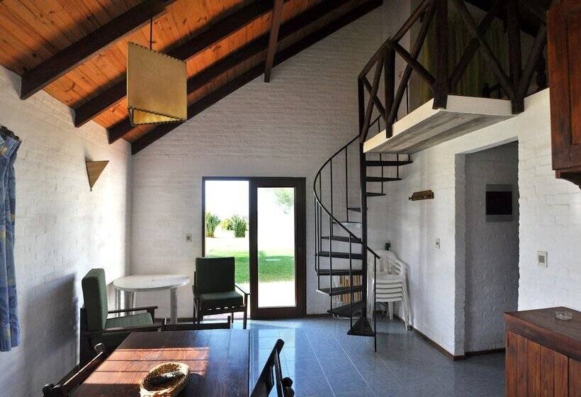 هتل Bungalows Costa Esmeralda