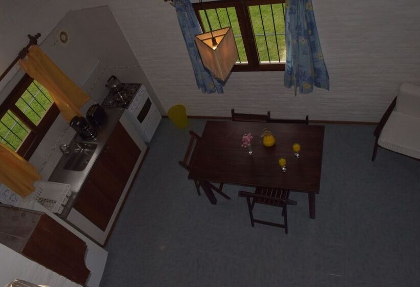 Отель Bungalows Costa Esmeralda