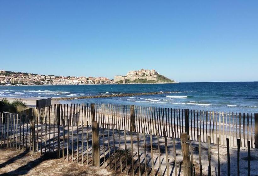 هتل Camping La Pinede