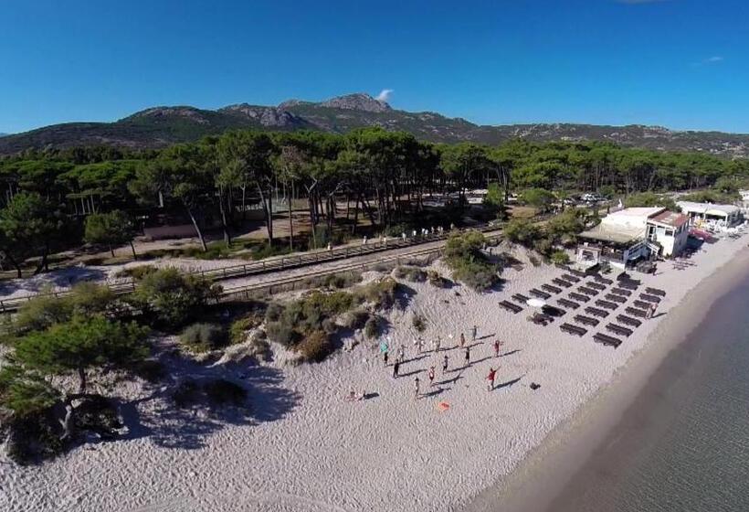 هتل Camping La Pinede