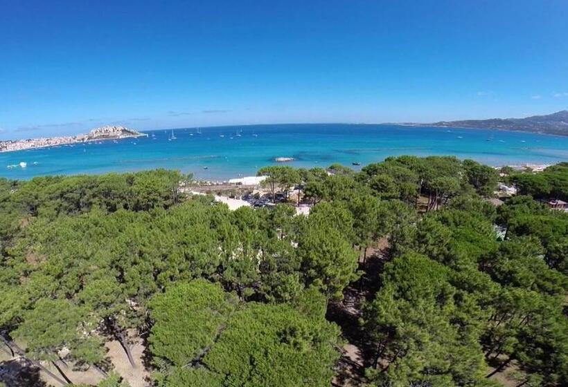 هتل Camping La Pinede