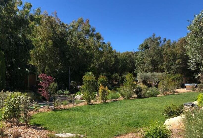 هتل Camping La Pinede