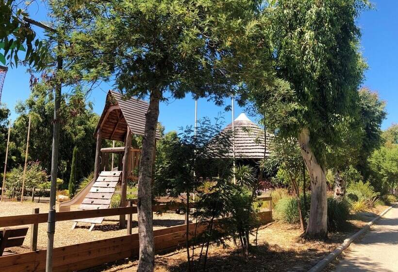 هتل Camping La Pinede