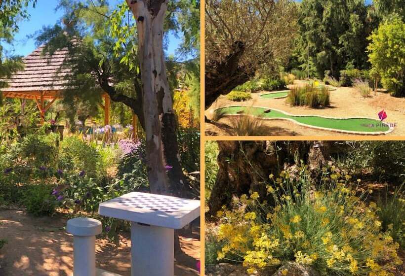 هتل Camping La Pinede