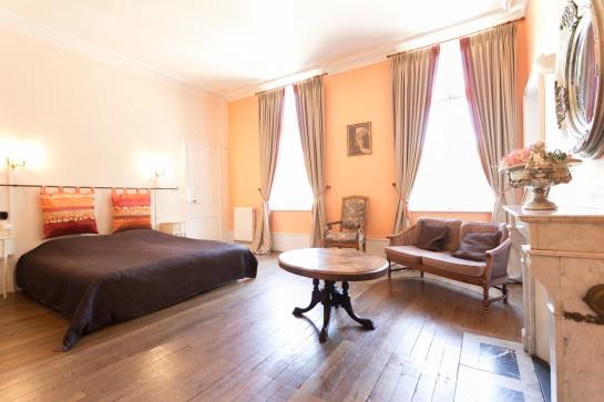 בית מלון כפרי Château De Vallagon