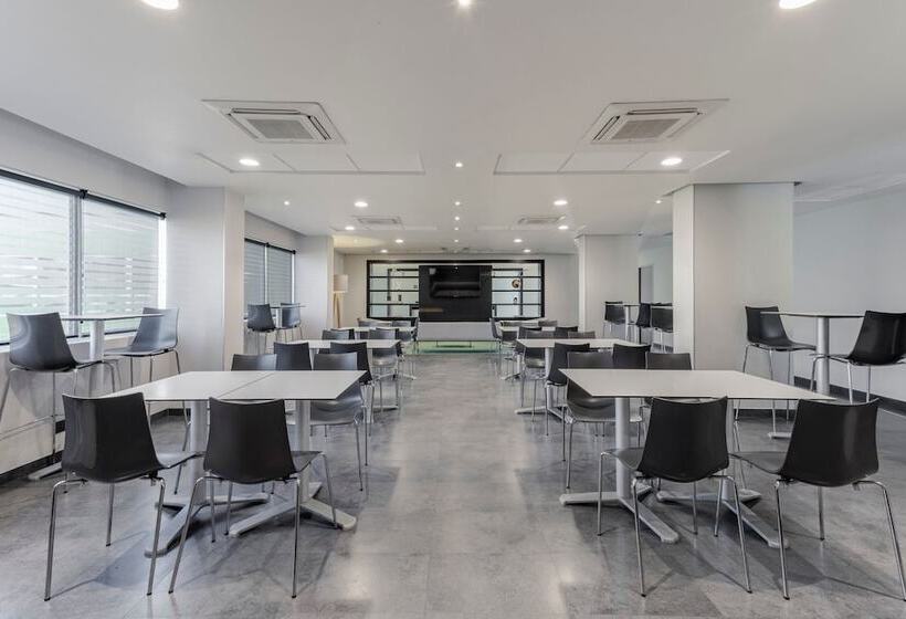 酒店 City Express By Marriott Guadalajara Aeropuerto