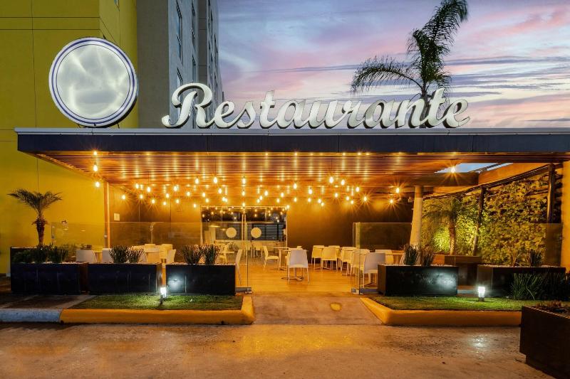 酒店 City Express By Marriott Guadalajara Aeropuerto