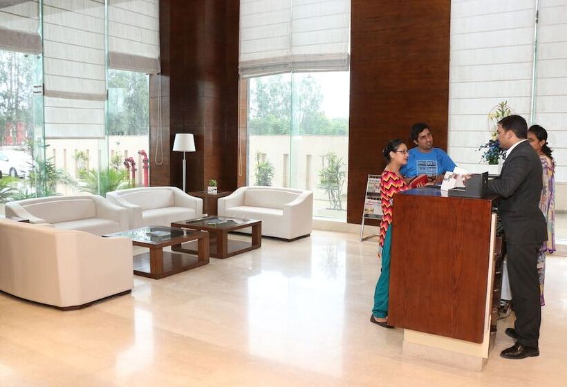 فندق Country Inn & Suites By Radisson Bhiwadi