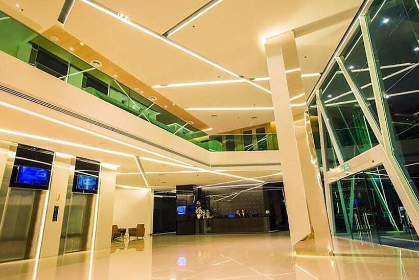 Crystal Hotel Hat Yai