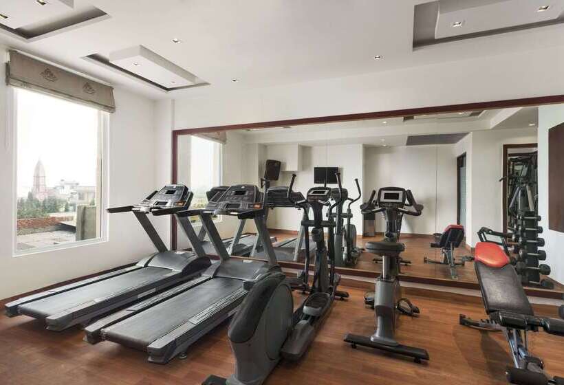 Days Hotel By Wyndham Panipat