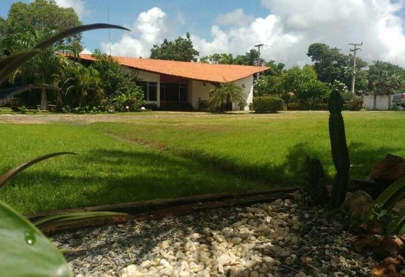 בית מלון כפרי Delta Park