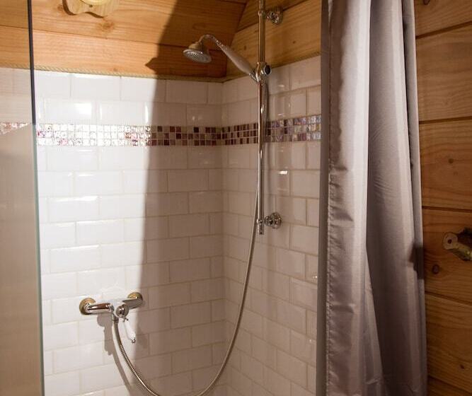 ホテル Domaine La Roche Bellin