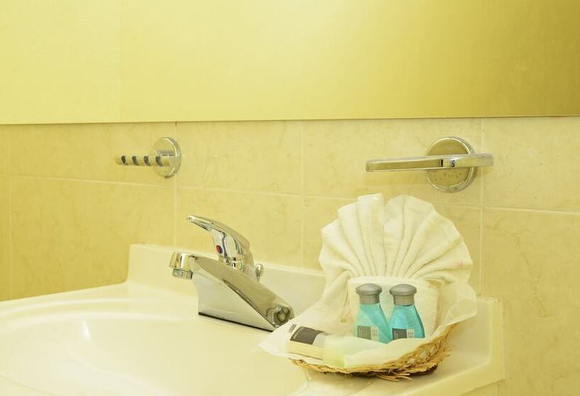 Отель Esmeralda S