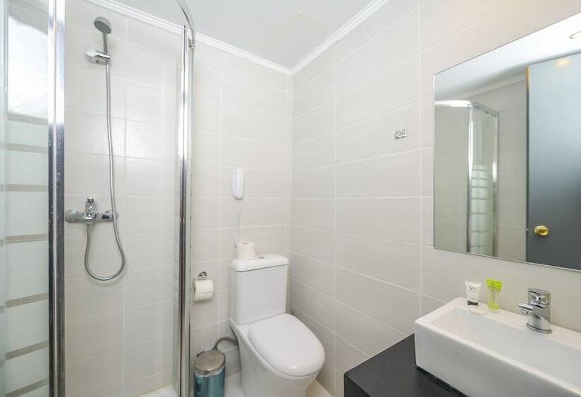 هتل Evita Resort