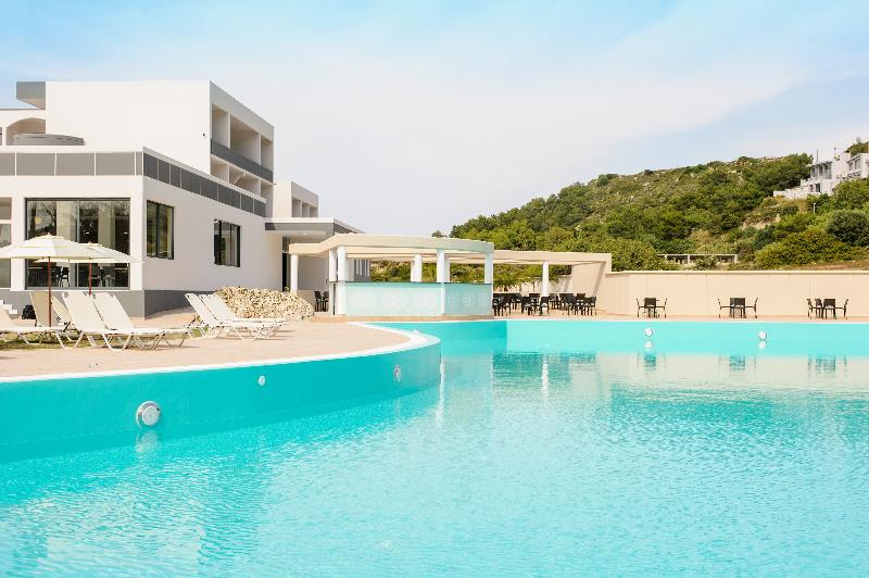 هتل Evita Resort
