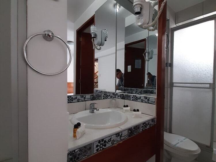 בית מלון כפרי Flower S House