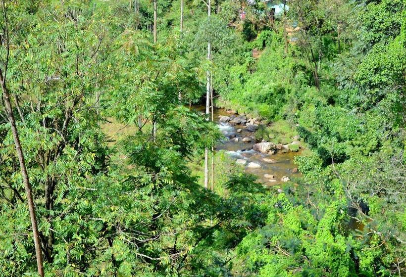 ホテル Adams Peak Grand