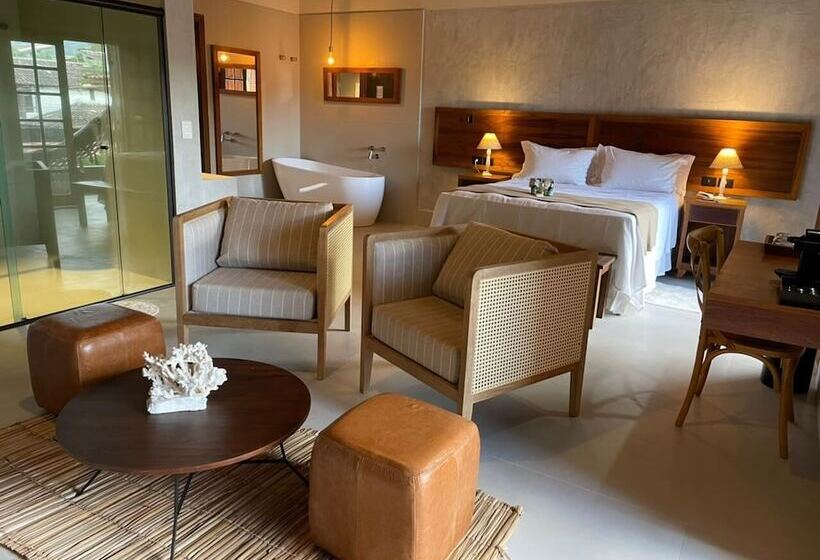 בית מלון כפרי Hiu