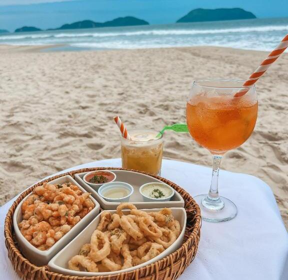 בית מלון כפרי Hiu