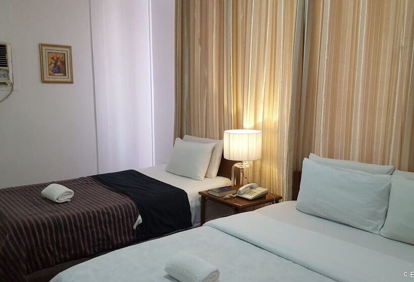 هتل Honeycomb Tourist Inn