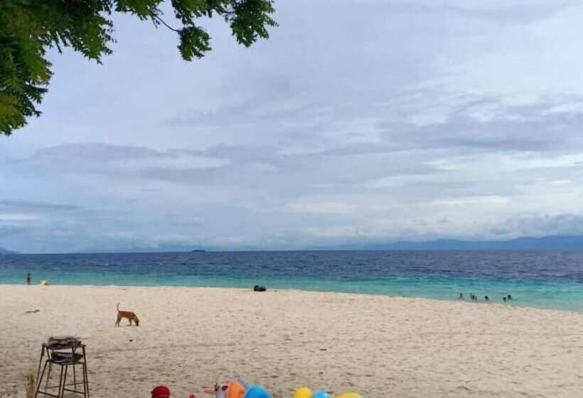 هتل Honeycomb Tourist Inn