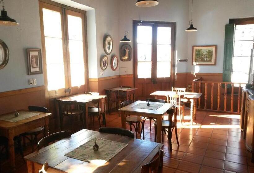 فندق Hostería Restaurante Del Puerto