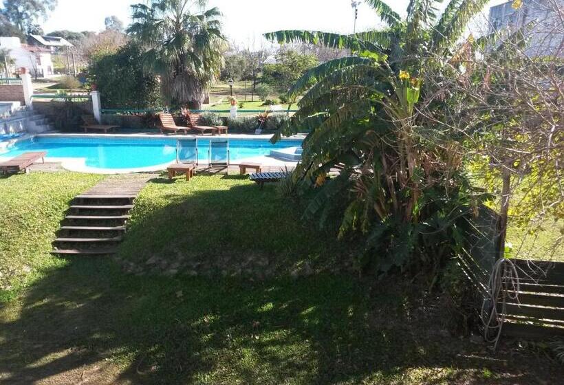 فندق Hostería Restaurante Del Puerto