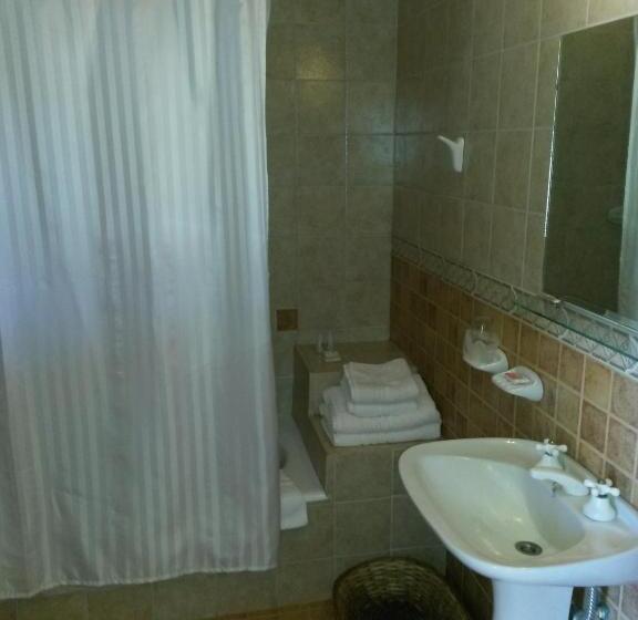 فندق Hostería Restaurante Del Puerto