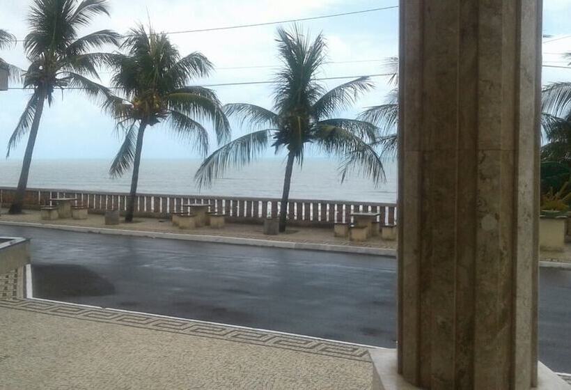 Отель Iparana Paradise