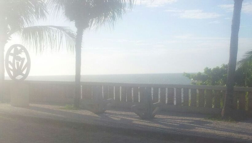 בית מלון כפרי Iparana Paradise