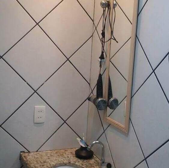 בית מלון כפרי Iparana Paradise