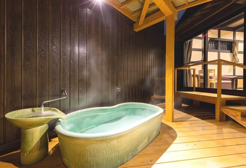 בית מלון כפרי Katsuragi Onsen Happuu No Yu