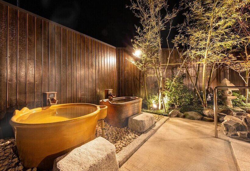 בית מלון כפרי Katsuragi Onsen Happuu No Yu